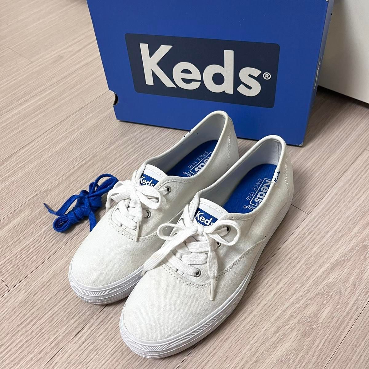 【雷市場（ポンジャン）商品韓国直送】Keds(ケッズ) キックスタート レザー スニーカー/スニーカー （ 230 ）