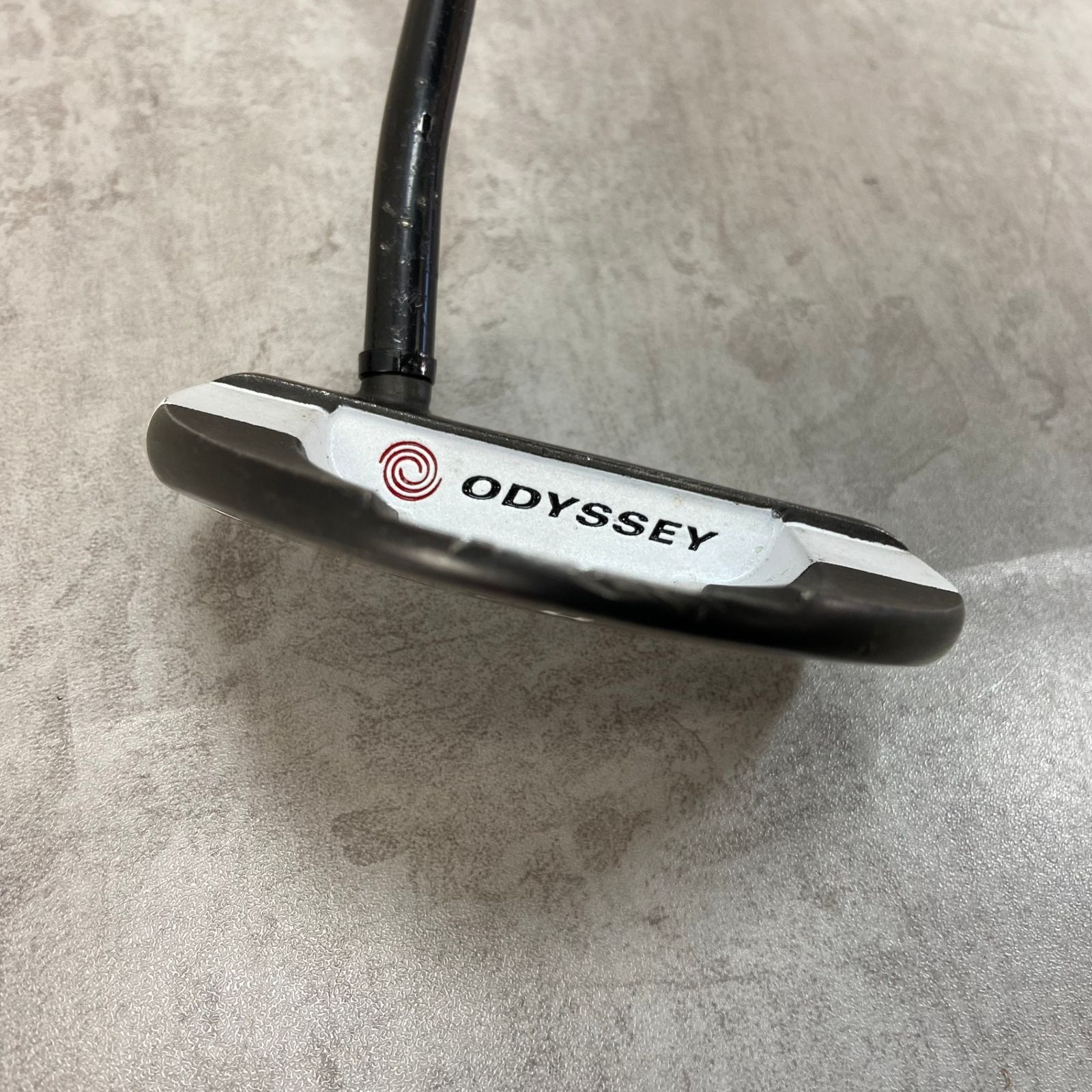ODYSSEY　オデッセイ　WORKS　V-LINE　BIG ワークス　ライン　ビック　メンズゴルフパター　カーボン　右利き用　PT　マレット型　34インチ ODYSSEY オデッセイ WORKS V-LINE BIG ワークス ライン ビック