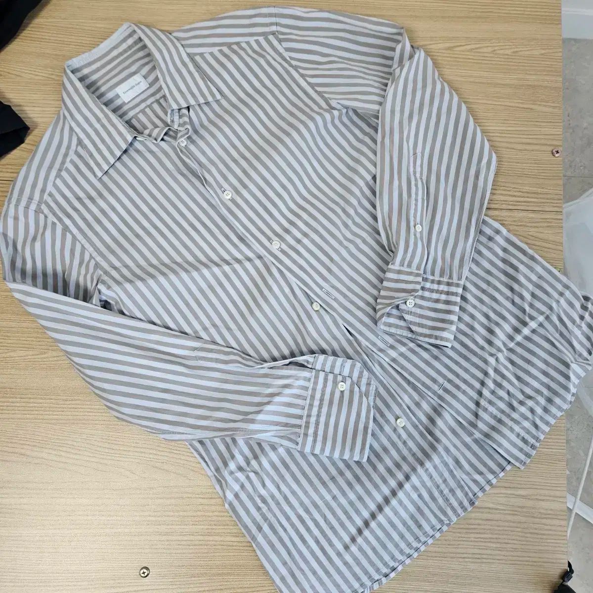エルメネジルドゼニア　ストライプシャツ　未使用に近い エルメネジルド・ゼニア コットン ストライプ シャツ