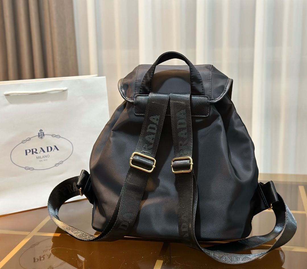 PRADA ブラック リュック・財布・トートバッグ セット 超美品 プラダ PRADA バックパック リュック ショルダーバッグ
