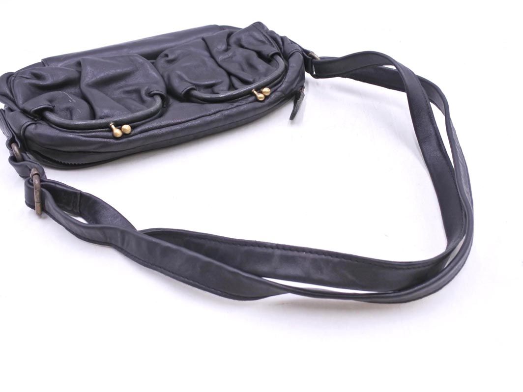 【美品】tsumori chisato レザー　がま口　ショルダーバッグ　黒 美品】tsumori chisato レザー がま口 ショルダーバッグ 黒