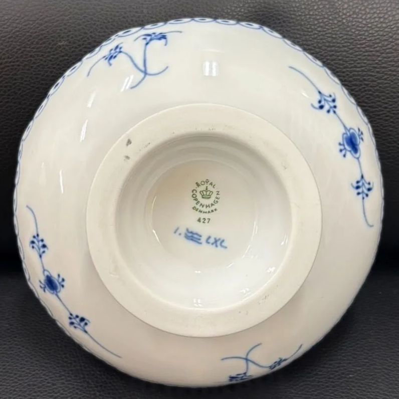 ロイヤルコペンハーゲンブルーフルーテッド ハーフレース足つき ケーキ