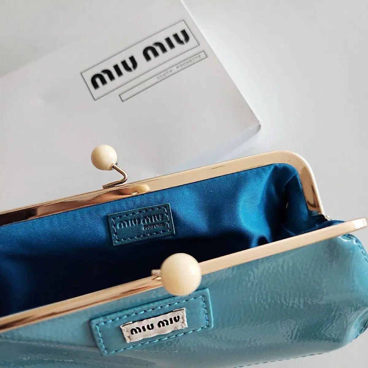 miumiu ミュウミュウ クラッチバッグ MIU MIU(ミュウミュウ) クラッチ