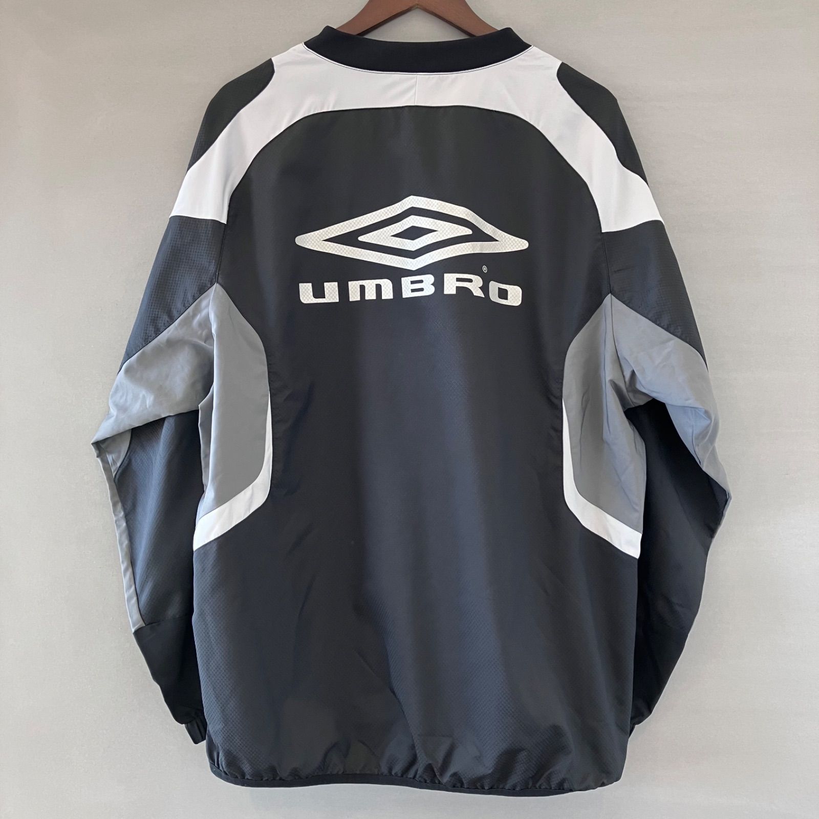 90s アンブロ ロゴ ゲームシャツ ユニフォーム サッカーウェア　O〜XO 90's UMBRO アンブロ ゲームシャツ サッカーシャツ トレーニング