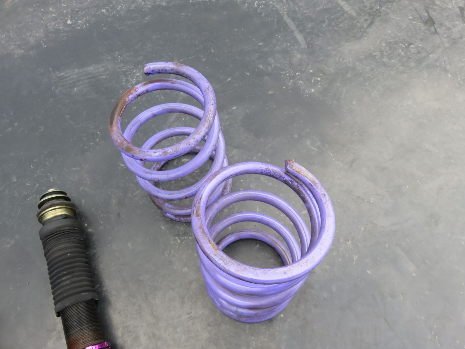 車高調 サスショック