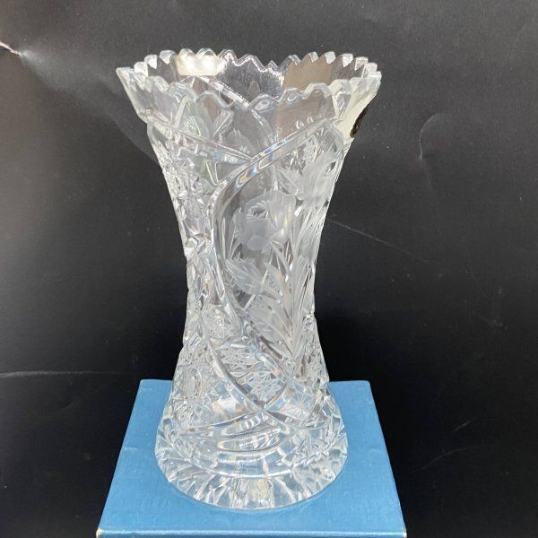 A305 クリスタルガラス 花瓶 CRYSTAL ROSE ポーランド製 Irena