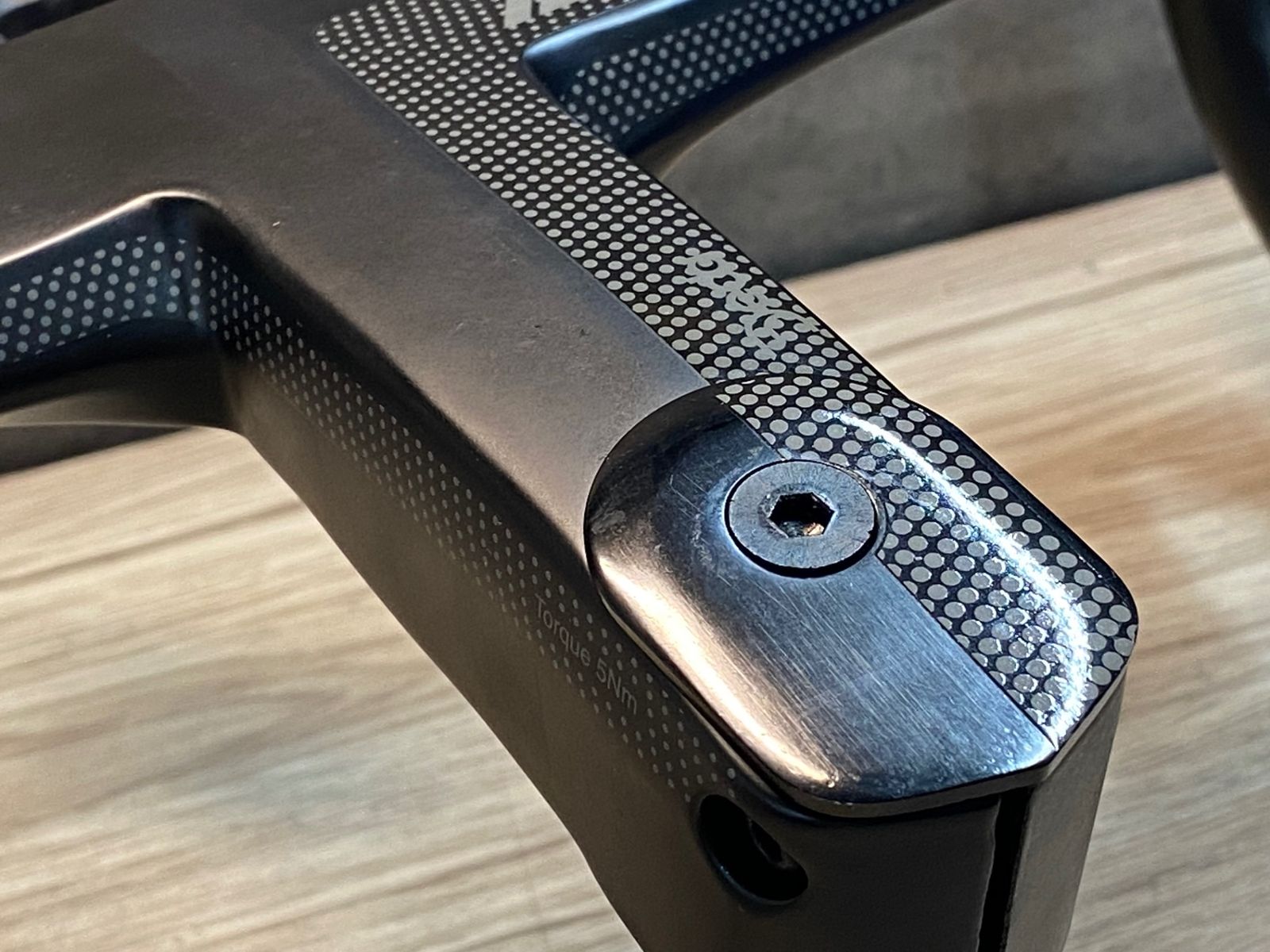 DEDA ALANERA デダ アラネラ 一体型カーボンハンドル マウント付き