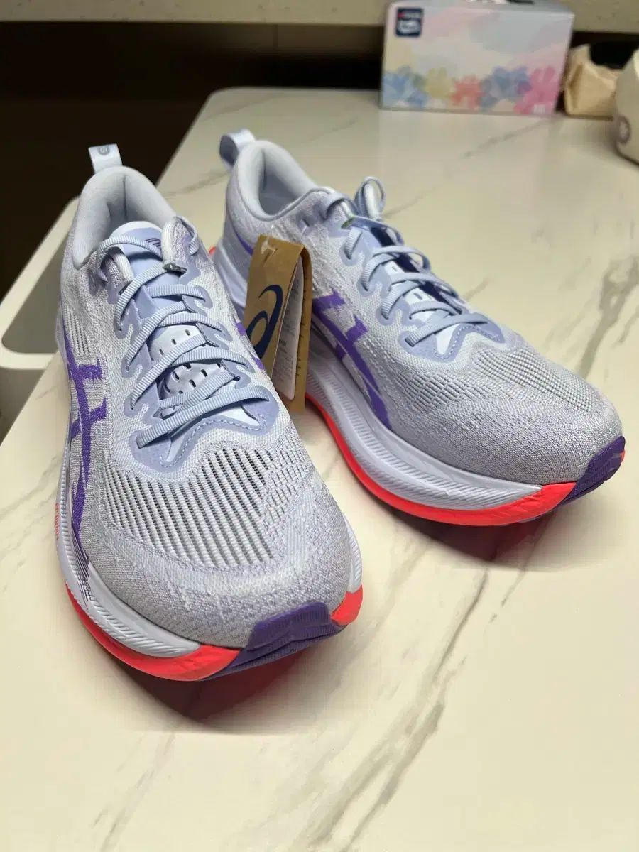 asics スーパーブラスト2 27cm アシックス（ASICS）（メンズ、レディース）ランニング