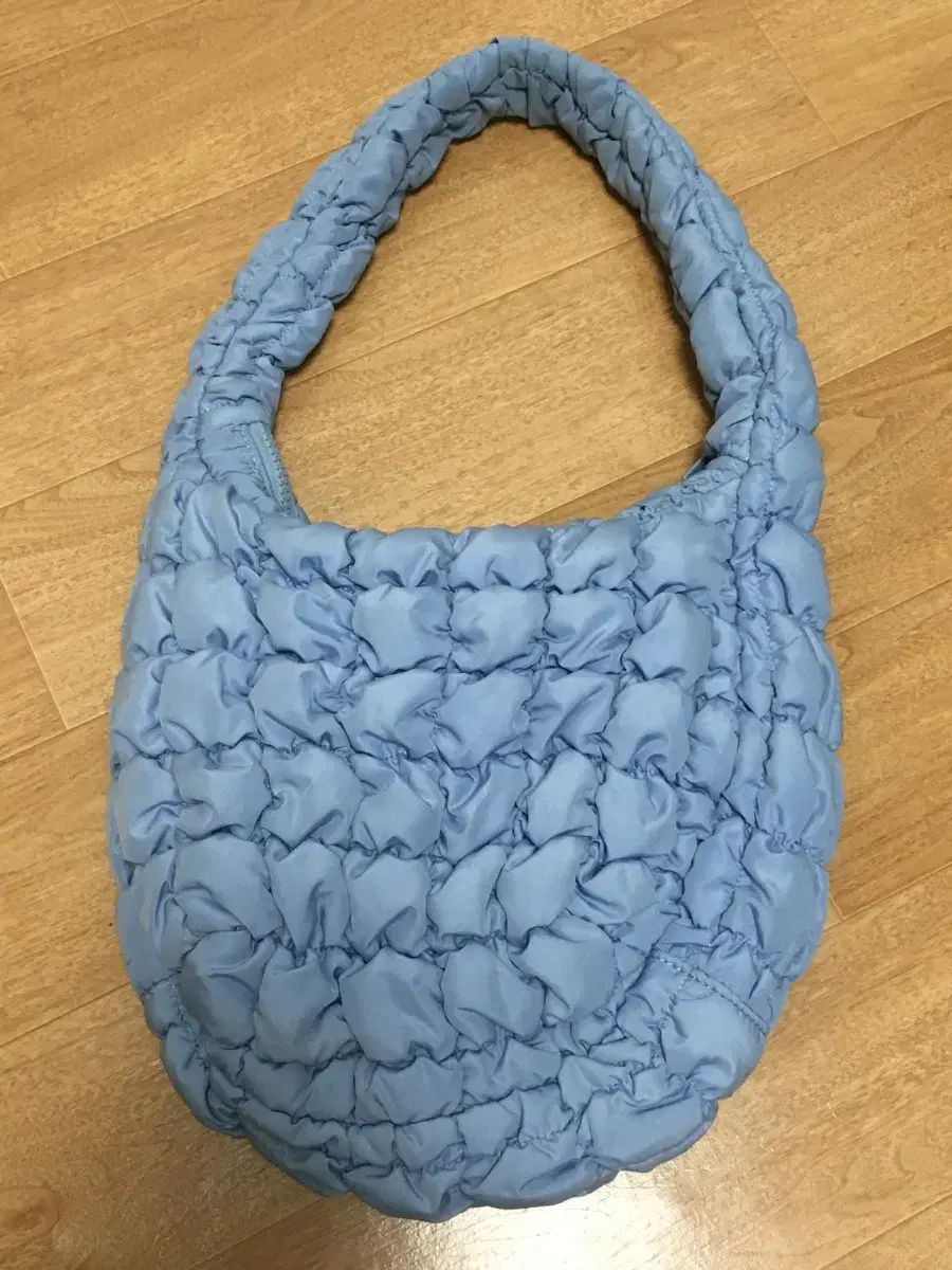 送料関税込み☆COS ホーボー キルティング ハンドバッグ COS◇キルティング ミニバッグ レザー◇ハンドバッグ◇2色 (COS