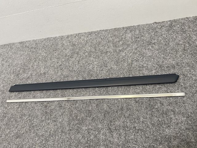 新品!パサート 新品!パサート 3B/2001-2005 純正 左 リア ドア モール 3B0 853 753 D 3B0898573GRU 未塗装 フォルクスワーゲン(140239) 3B&frasl;2001-2005 純正 右 リア バンパーメッキモール 3B9