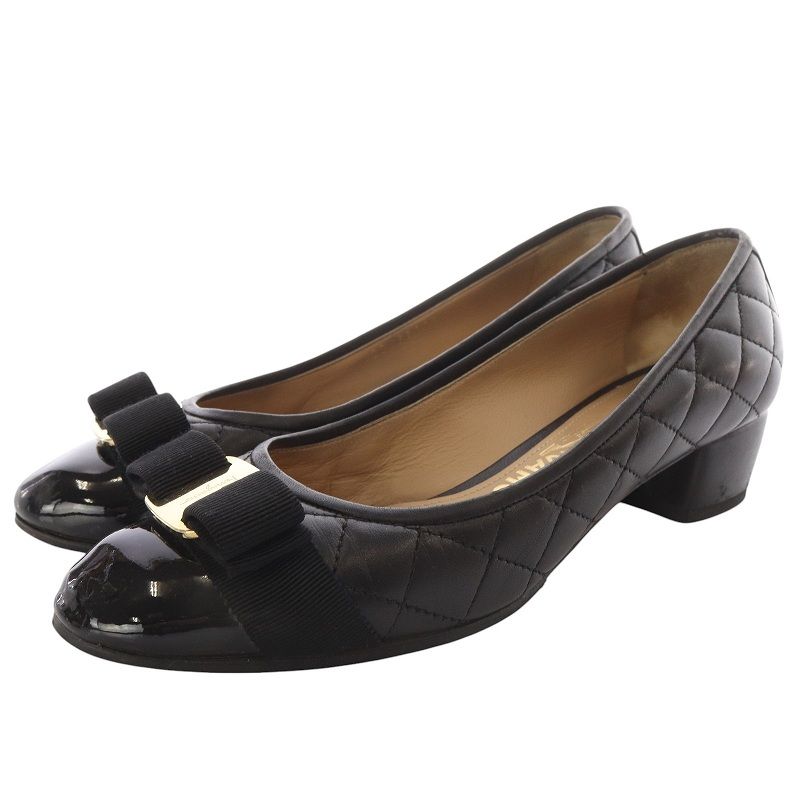 サルヴァトーレフェラガモ Salvatore Ferragamo キルティング ヴァラ 