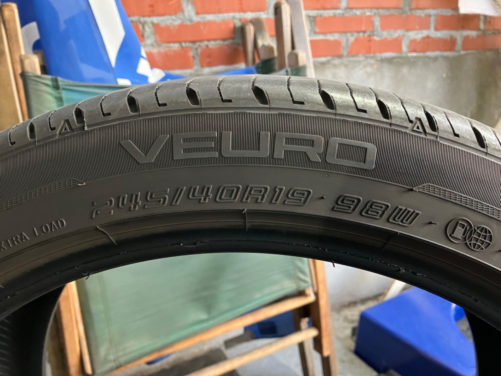 送料込み］ 245/40R19 ダンロップ DUNLOP VEURO VE304 (ビューロ VE304