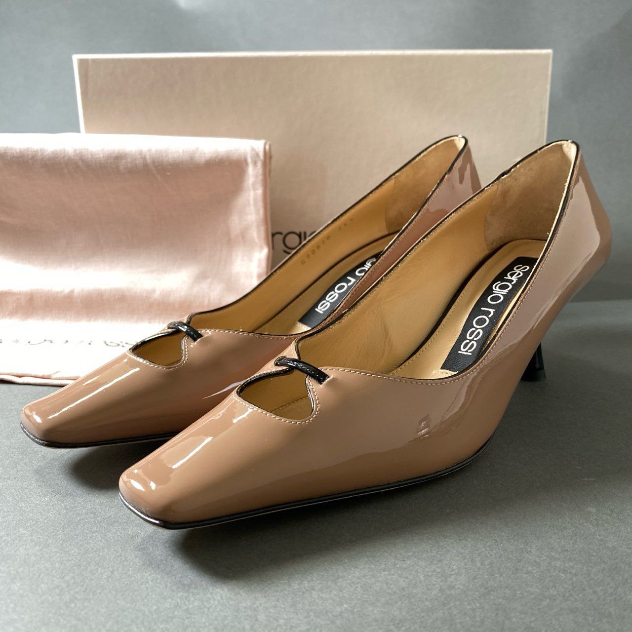 セルジオロッシパンプスベージュ36