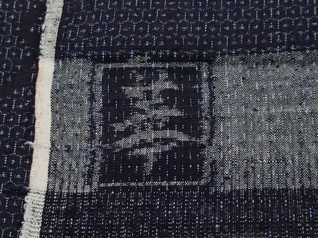 平和屋本店□極上 本場結城紬 重要無形文化財 100亀甲 風景文 証紙