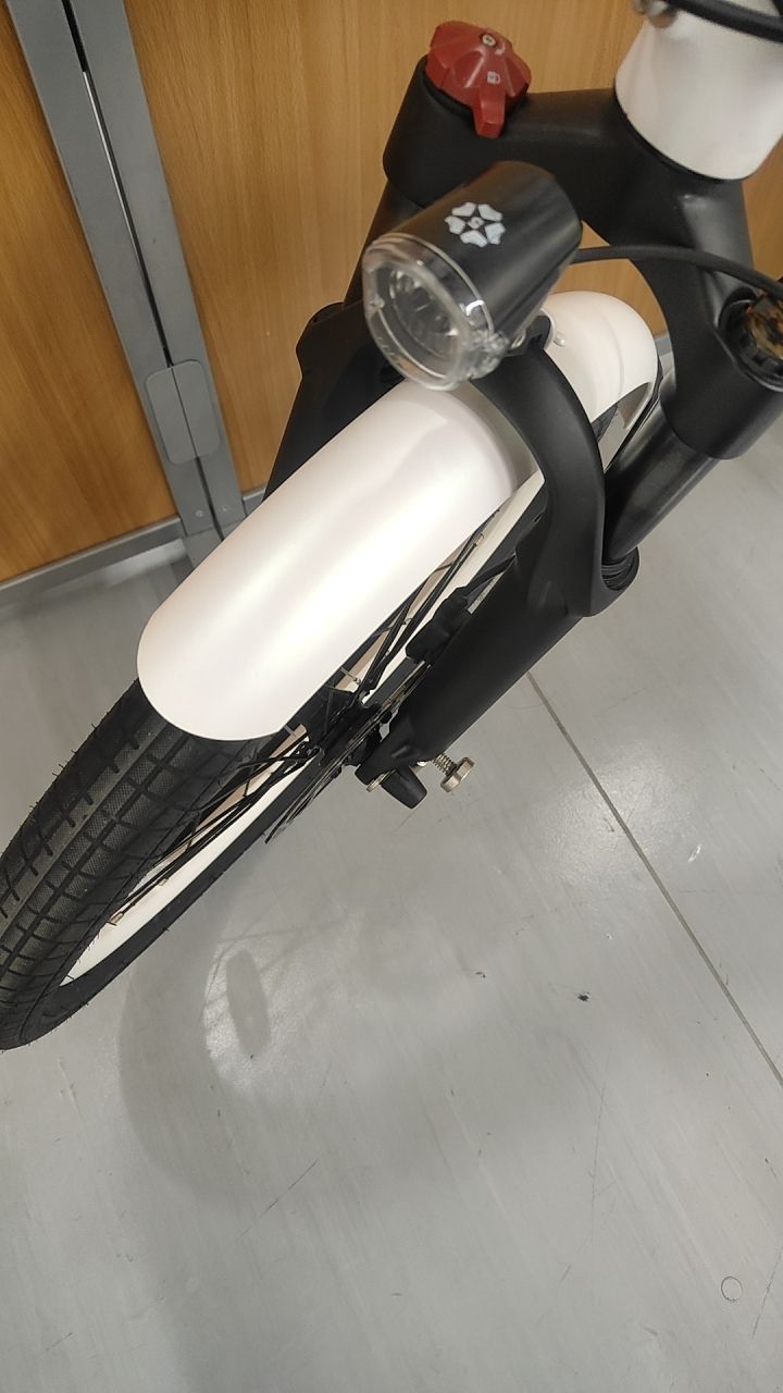 折りたたみ電動アシスト自転車