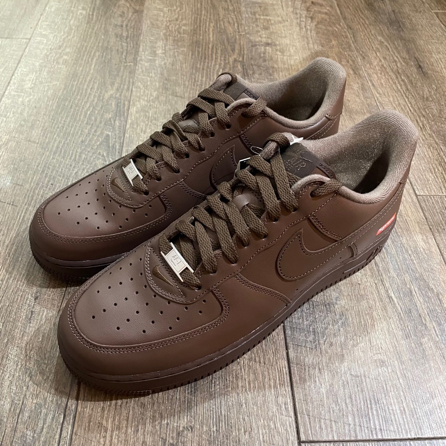 新品 国内正規 SUPREME NIKE AIR FORCE 1 BAROQUE BROWN/BAROQUE BROWN 