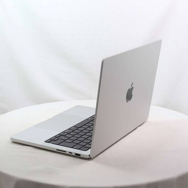 〔 品〕 MacBook Pro 14.2-inch Late-2021 MKGR3J A Apple M1 Pro 8コアCPU_14コアGPU 16GB SSD512GB シルバー 〔15.3 Sequoia〕 262