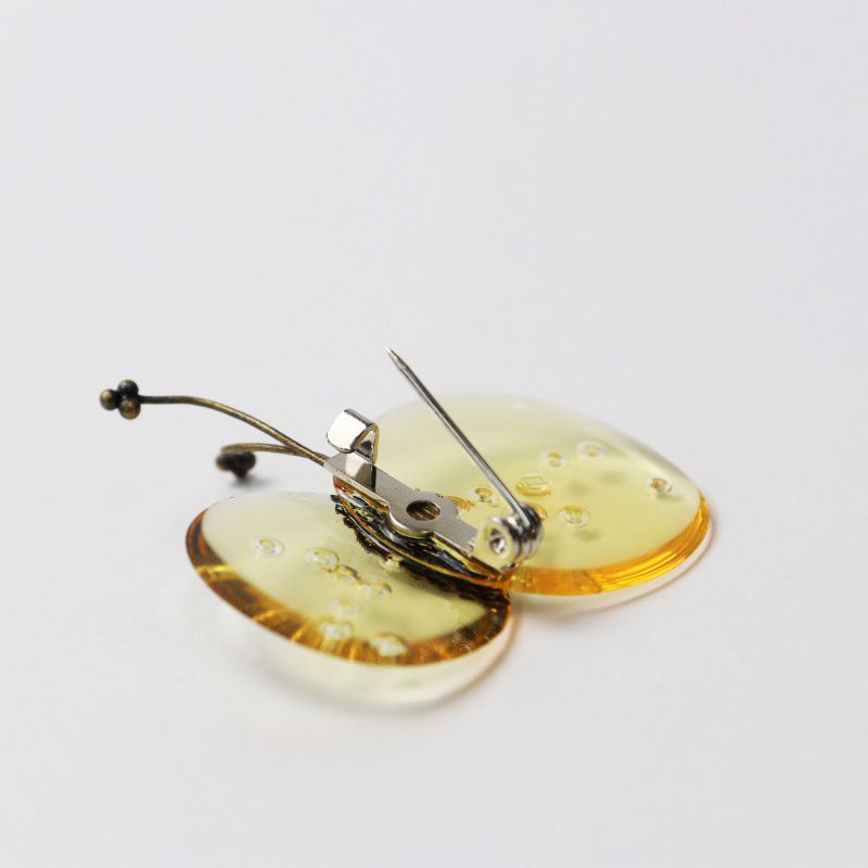 美品 希少 ミナペルホネン mina perhonen chouchoブローチ