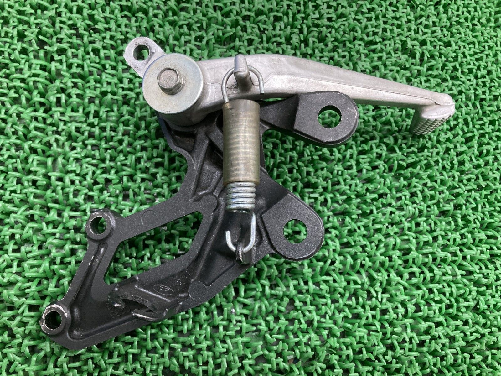 ZX-14R ステップ 右 0235 カワサキ 純正 バイク 部品 ZXT40E