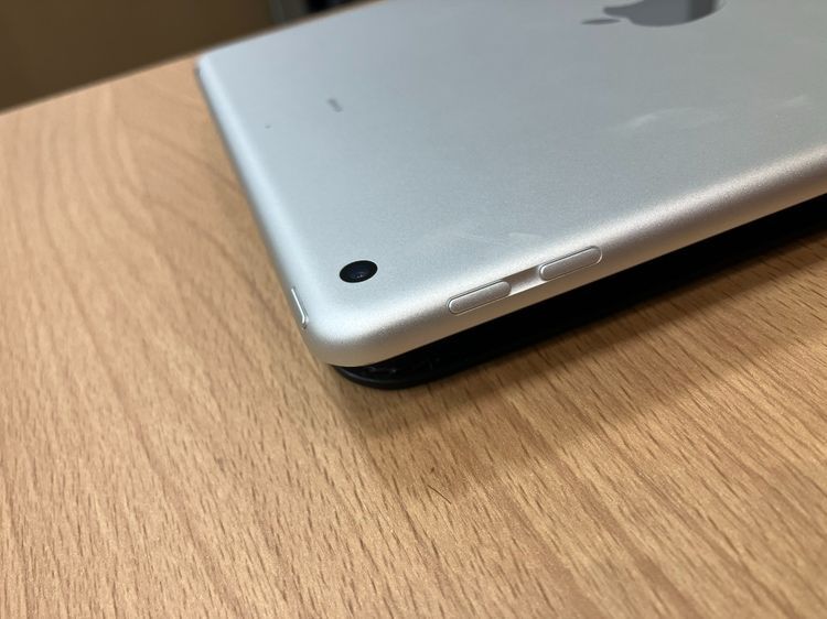 iPad 本体