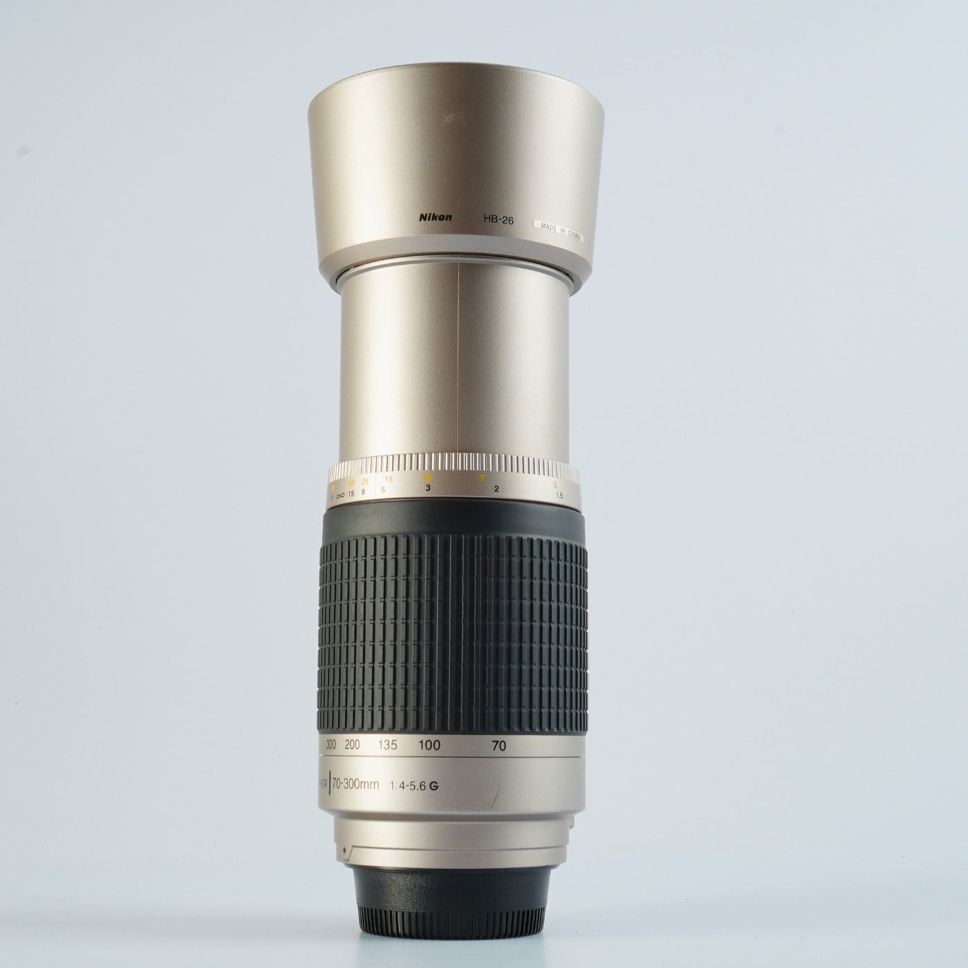 Nikon ニコン AF Nikkor 70-300mm F/4-5.6 G Silver ズームレンズ
