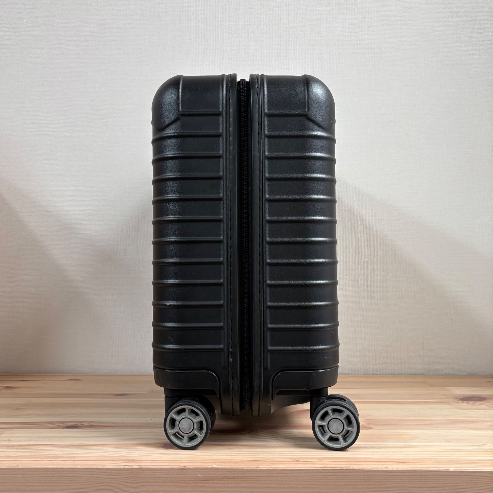 美品 RIMOWA SALSA BUSINESS TROLLEY 25L-27L リモワ サルサ ビジネス