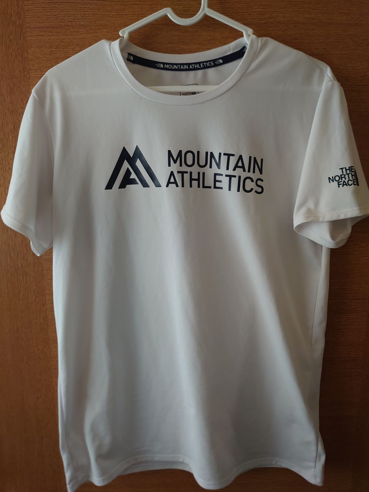 THE NORTH FACE MOUNTAIN ATHLETICS Tシャツ - メルカリ