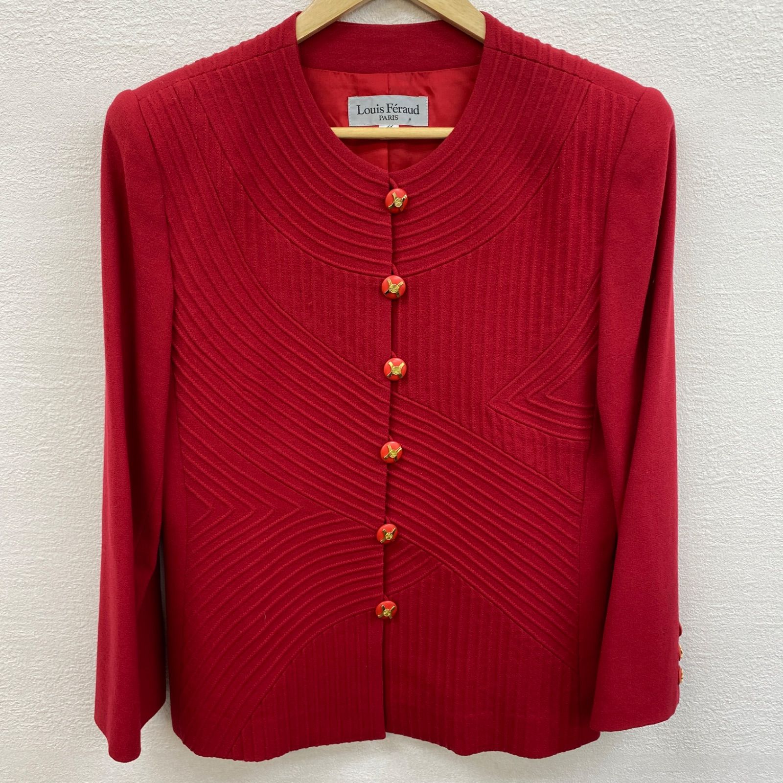 Louis Feraud ルイフェロー 肩パッド入り テーラードジャケット