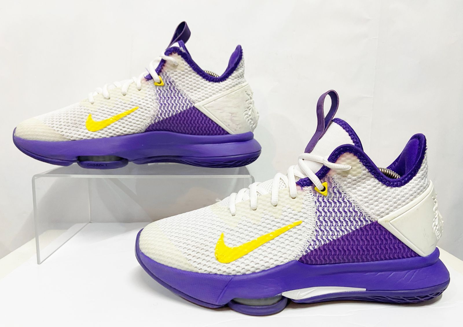 Nike LeBron Witness 4 ナイキ レブロン ウィットネス 4