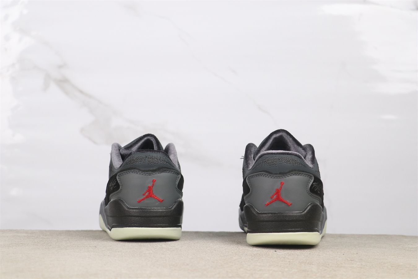 今日特価】Air Jordan 4 HQ2958-006 エアジョーダン 4 ブラック