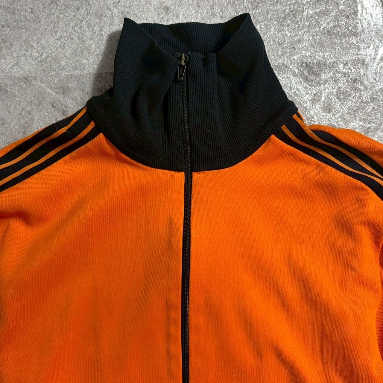 ☆7299 adidas トラックジャケット デサント オレンジ/ブラック 3 old adidas トラックジャケット デサント製 5 L相当 オレンジ×ブラック