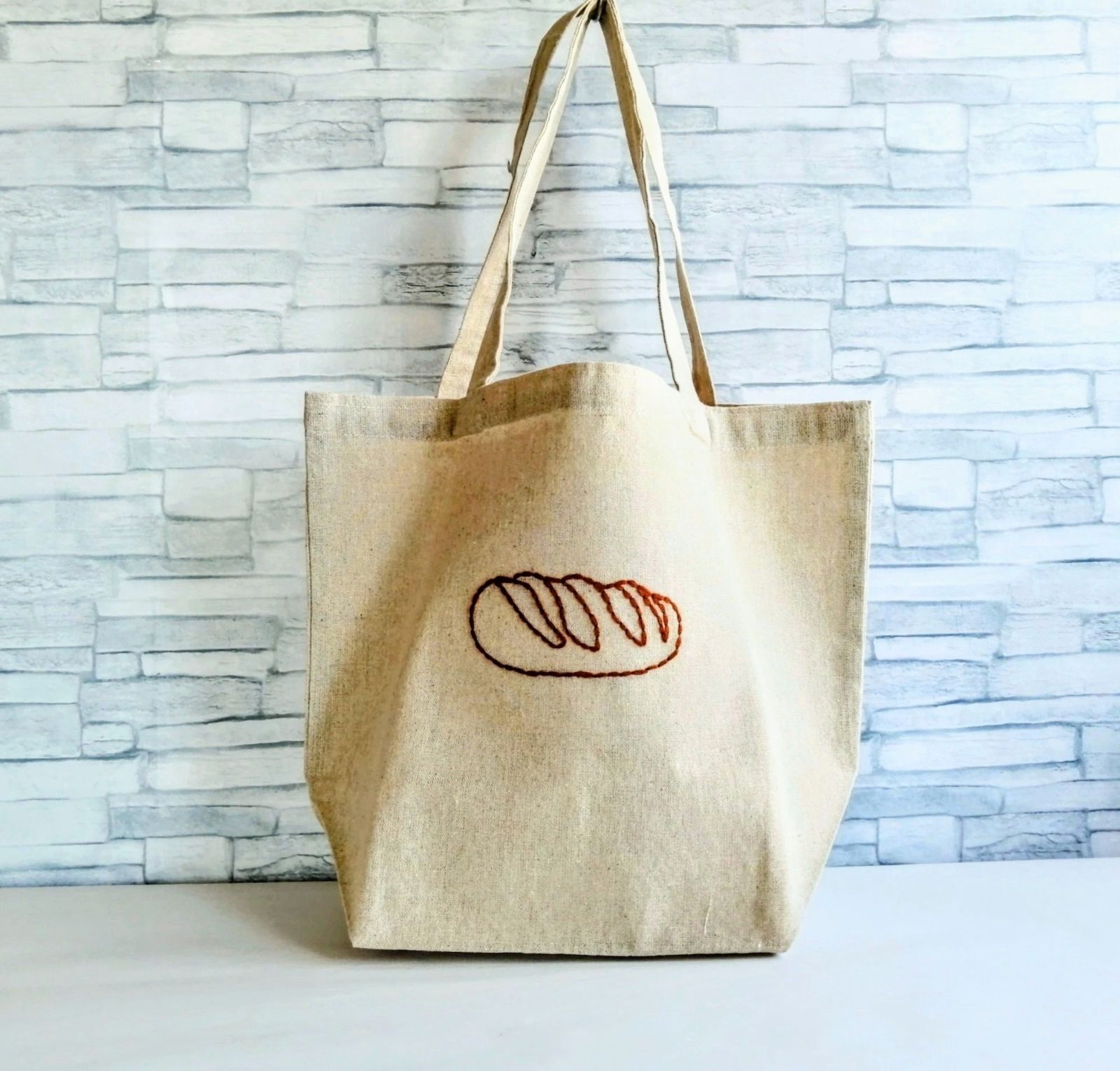 シンプルな手刺繍茶色いパン ショルダーバッグ トートバッグ