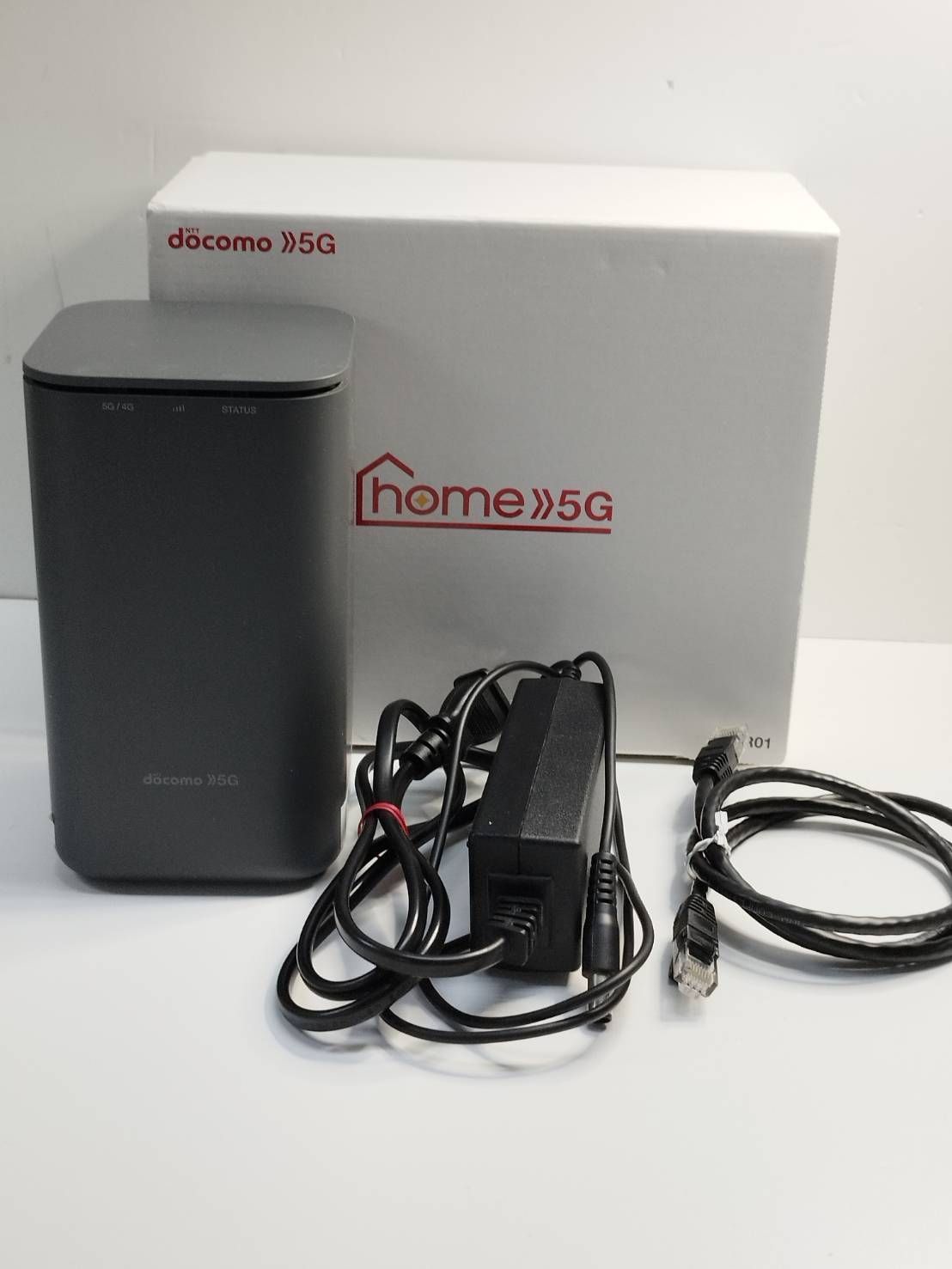 NTT docomo HOME 5G ホームルーター HR01 - メルカリ