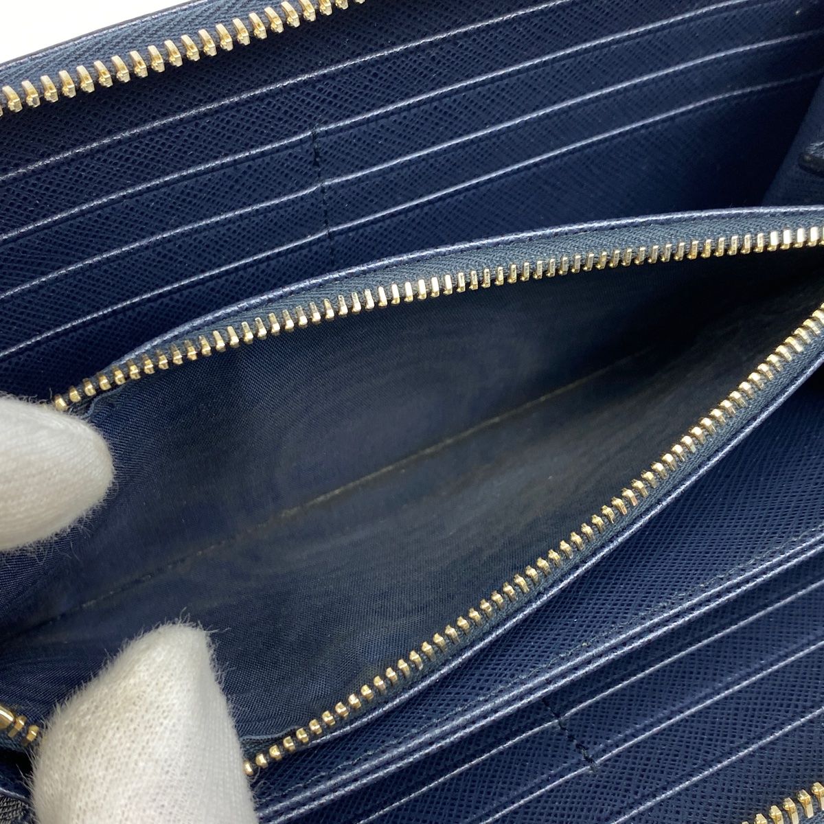 プラダ PRADA ロゴ ラウンドファスナー 長財布 ラウンドジップ 長財布  