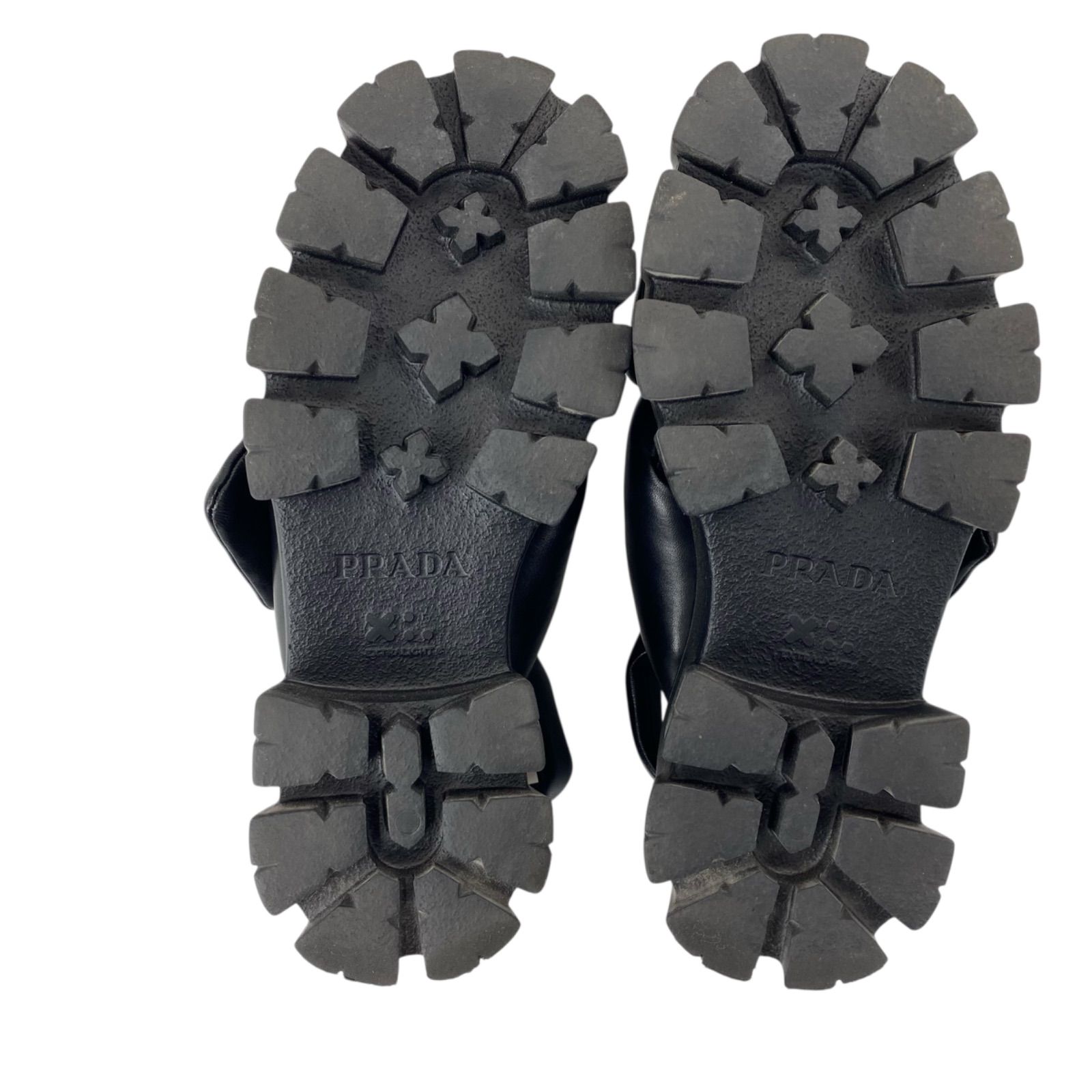 PRADA サンダル　38.5 ○美品 プラダ PRADA パデッド ナッパレザー サンダル
