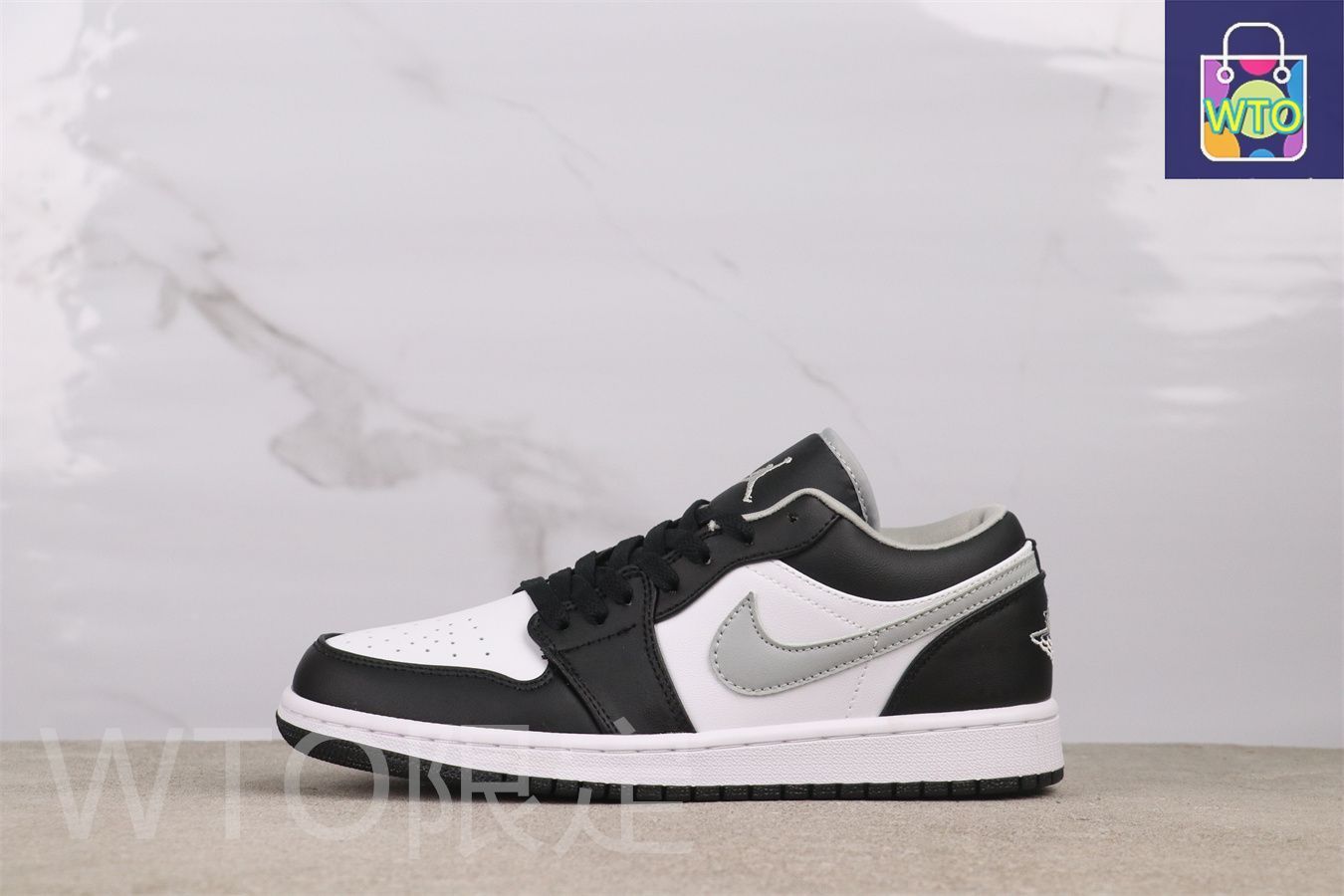 Nike Air Jordan 1 Mid ホワイト/グレー/ブラック - メルカリ
