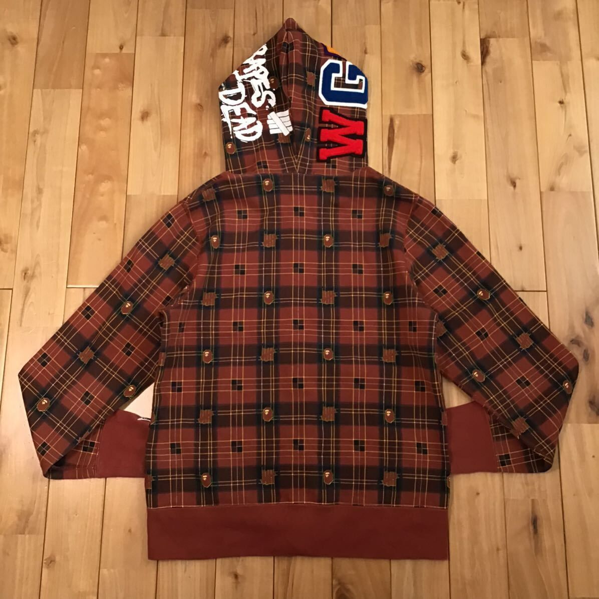 Undefeated × BAPE シャーク パーカー Mサイズ check shark full zip