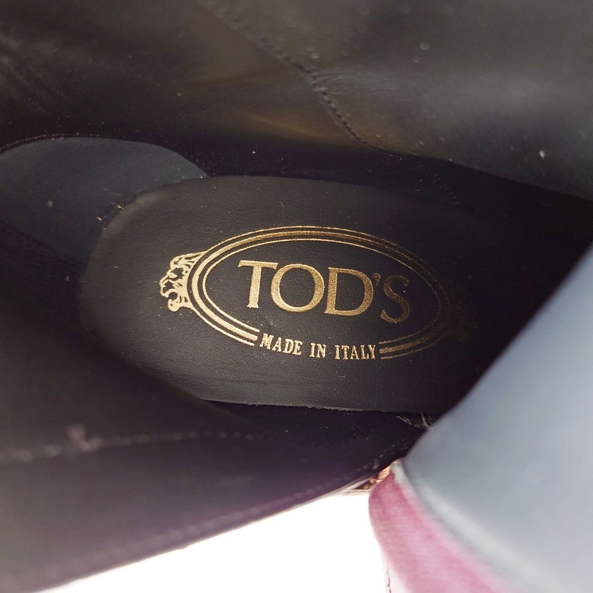 TOD'S(トッズ) ショートブーツ 38 1/2 レディース美品 - ボルドー カッティング加工 レザー