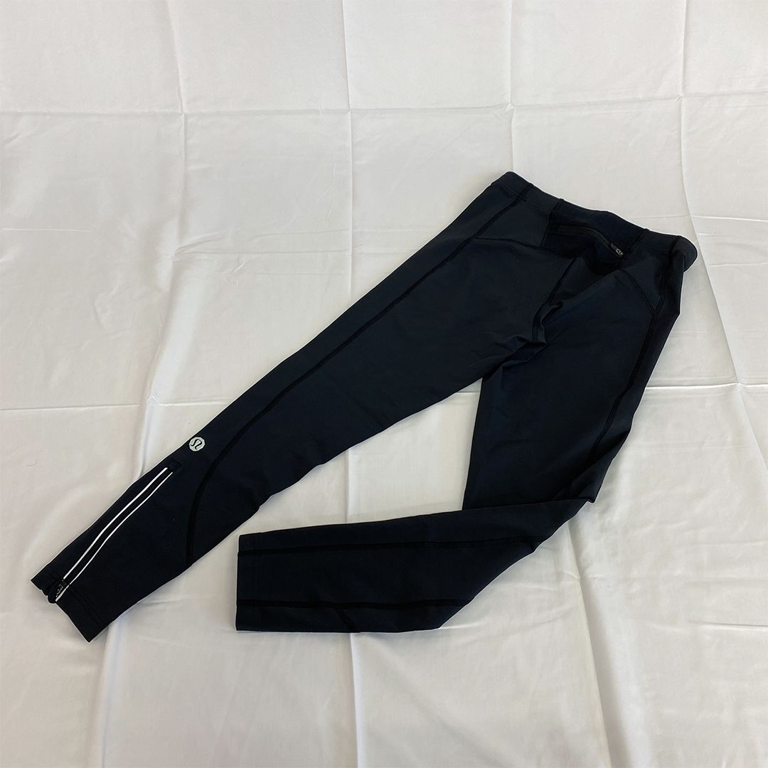 ルルレモン lululemon ヨガウェア サイズ8 Lサイズ ネイビー 週末限定価格】ルルレモン レギンス サイズ8 Lululemon