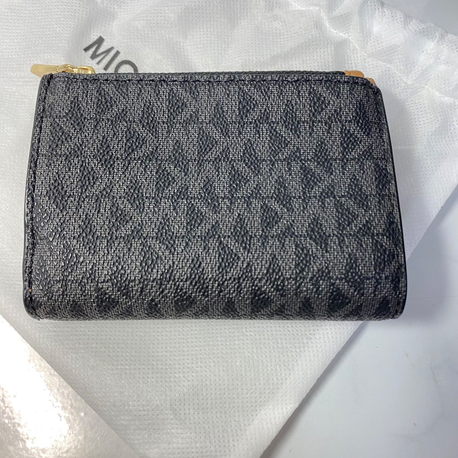 新品・未使用 MICHAEL KORS マイケルコース シグネチャー 三つ折り財布 