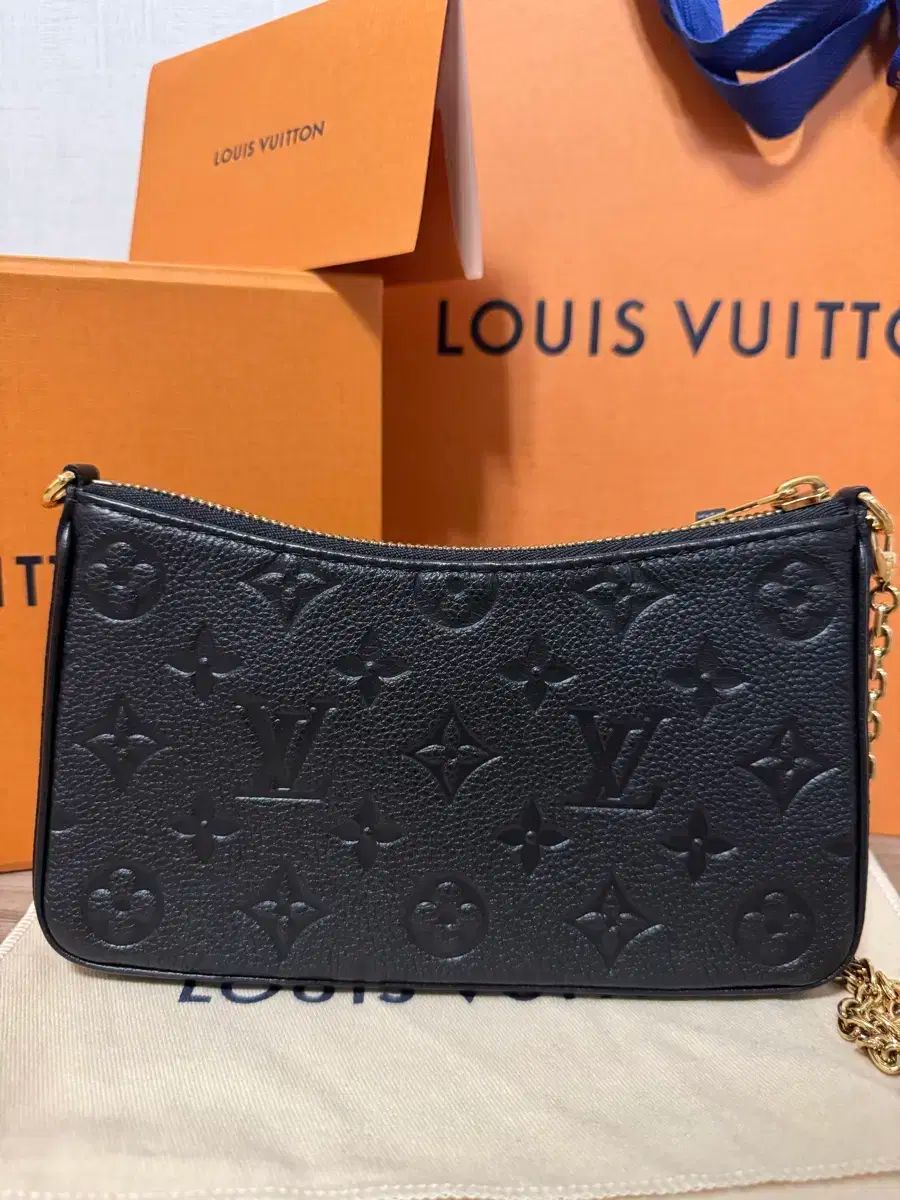 ルイヴィトン イジー