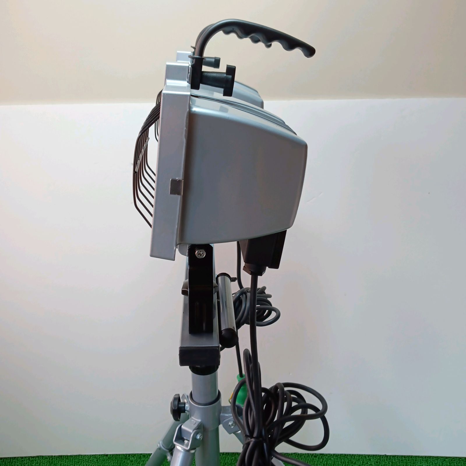日動工業ハロゲンランプHS-500LW☓2 日動工業ハロゲンランプHS-500LW☓2