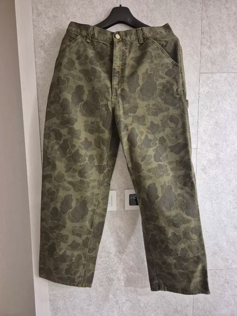 ダックシングルニーパンツ Carhartt wip ペインターパンツ ダック