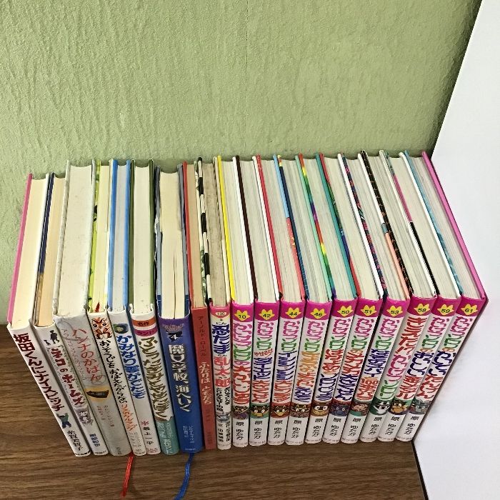 〔児童書まとめ　19冊〕小学生向け/かいけつゾロリ/忍たま乱太郎/ふたりはともだち/坂田くんにナイスピッチ/など