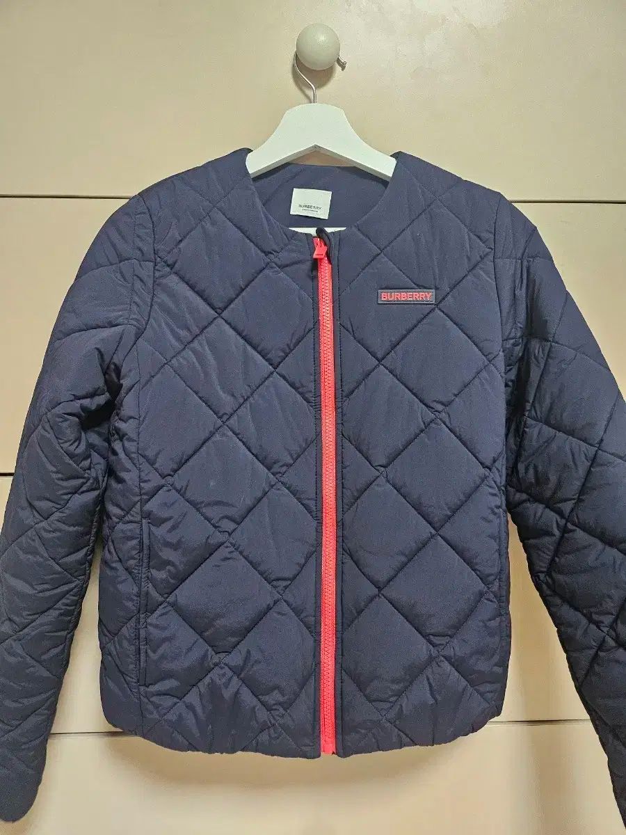 バーバリー ネイビー キルティング ジャケット 14y