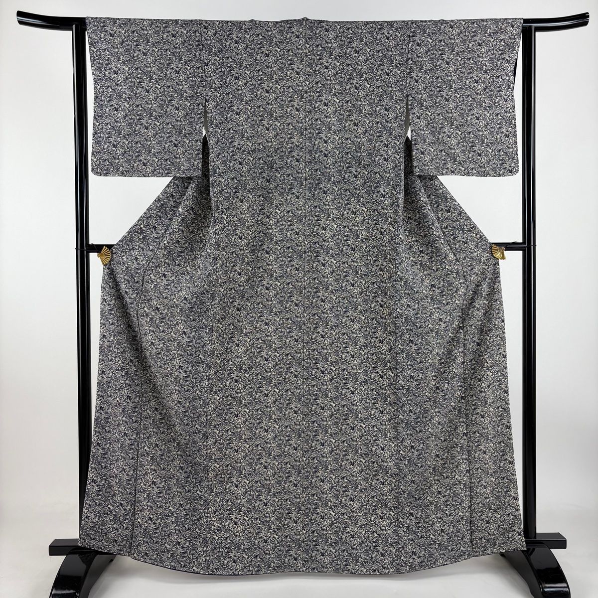 小紋 身丈164.5cm 裄丈61.5cm S 袷 落款 草花 葉柄 ベージュ 正絹 名品