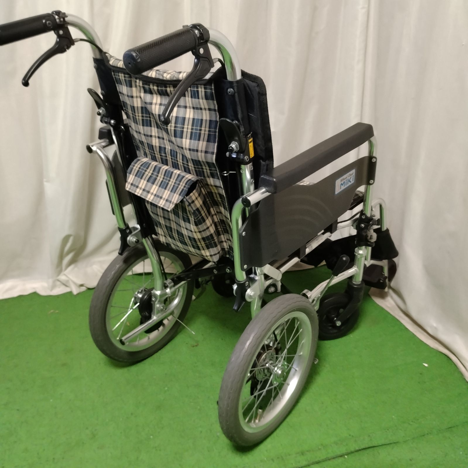 Miki 介助用 多機能 スリムコンパクト 車椅子 SKT-2