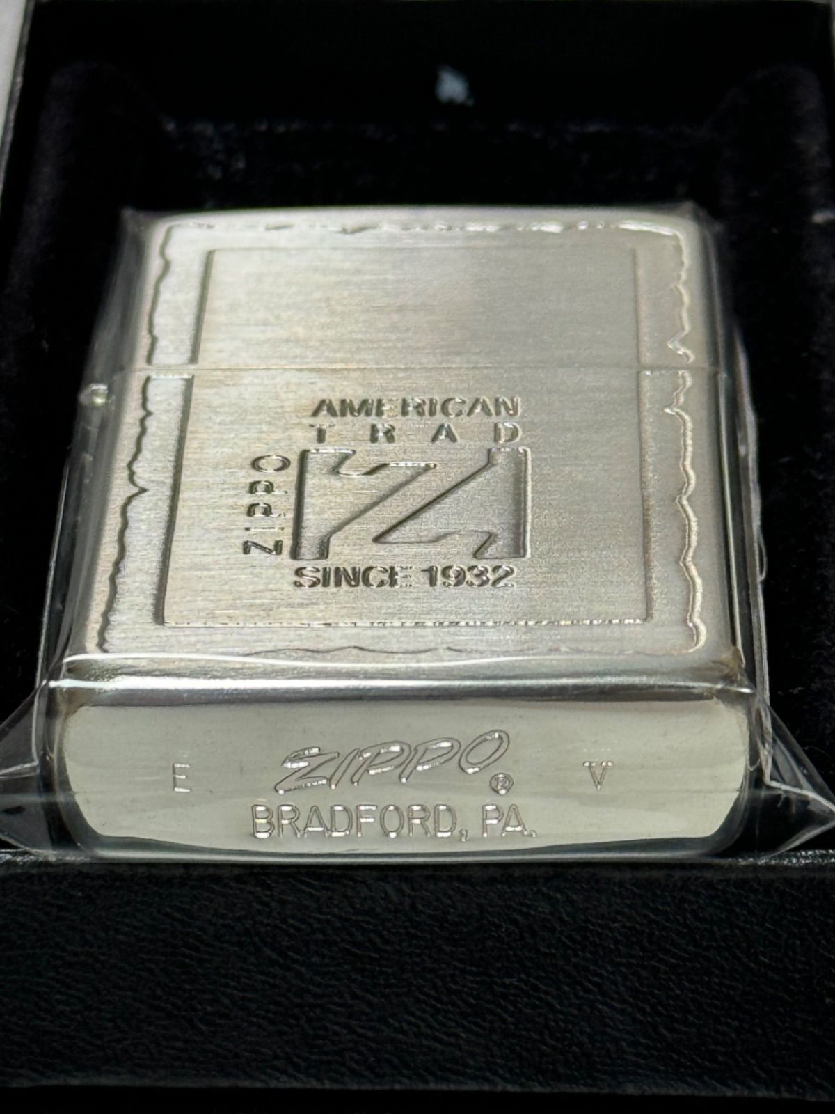 zippo 底面斜体 ロゴ Zマーク SINCE 1932 筆記体 年代物 1989年製 