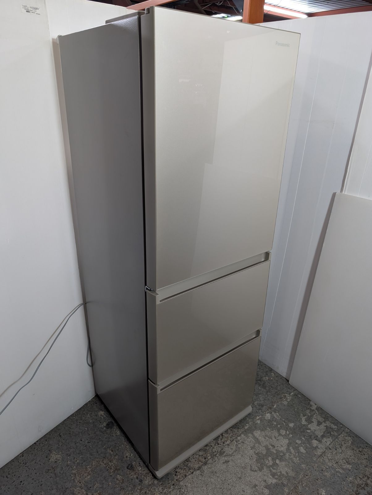 送料無料 極美品】冷蔵庫☆2023年☆東芝☆6ドア☆GR-V510FH(EW
