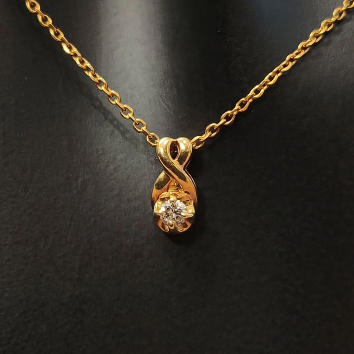 イエローゴールド